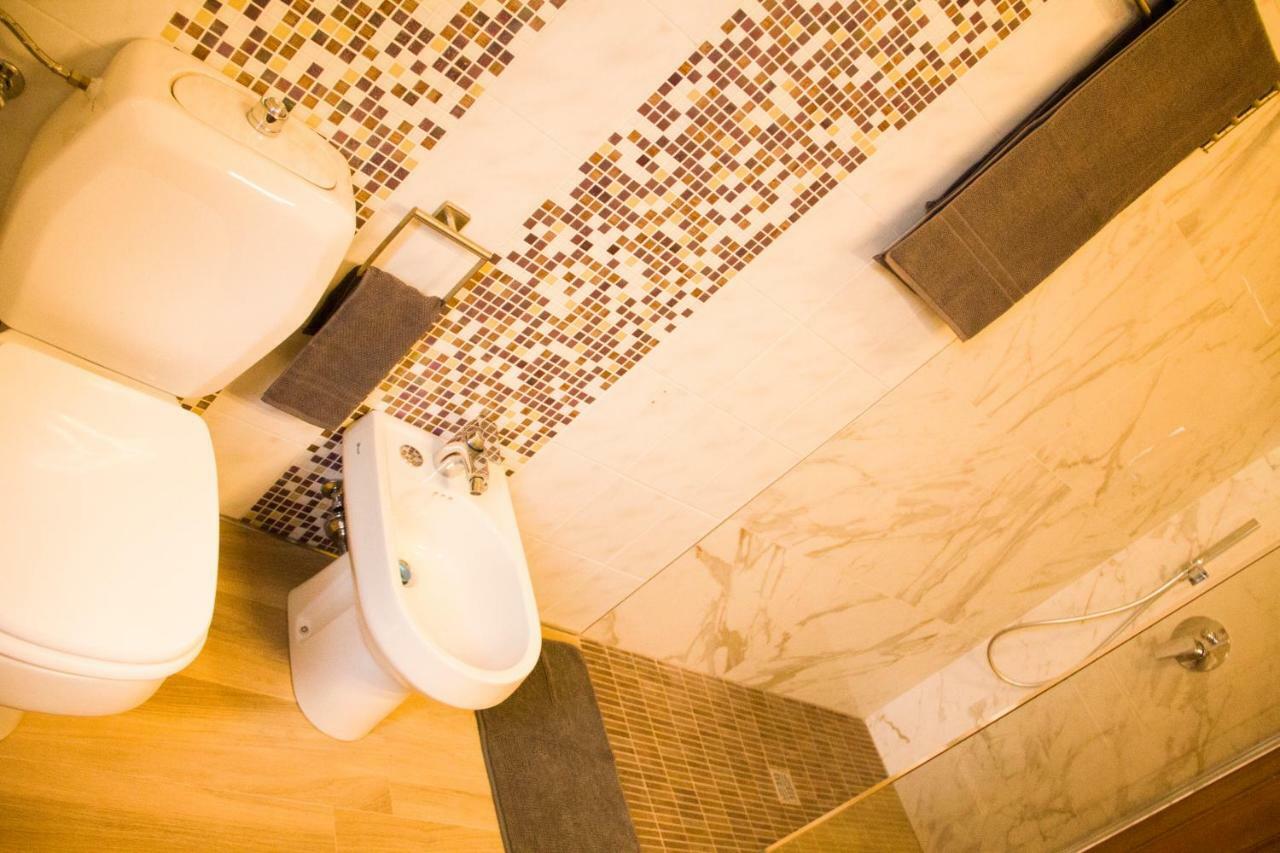 Sabry Apartment Сан-Джуліано-Терме Екстер'єр фото
